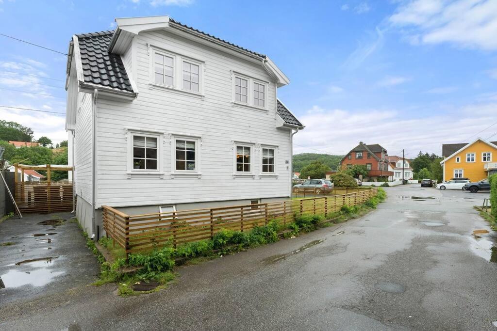 Family-Friendly Home Near Canal Spangereid Eksteriør billede